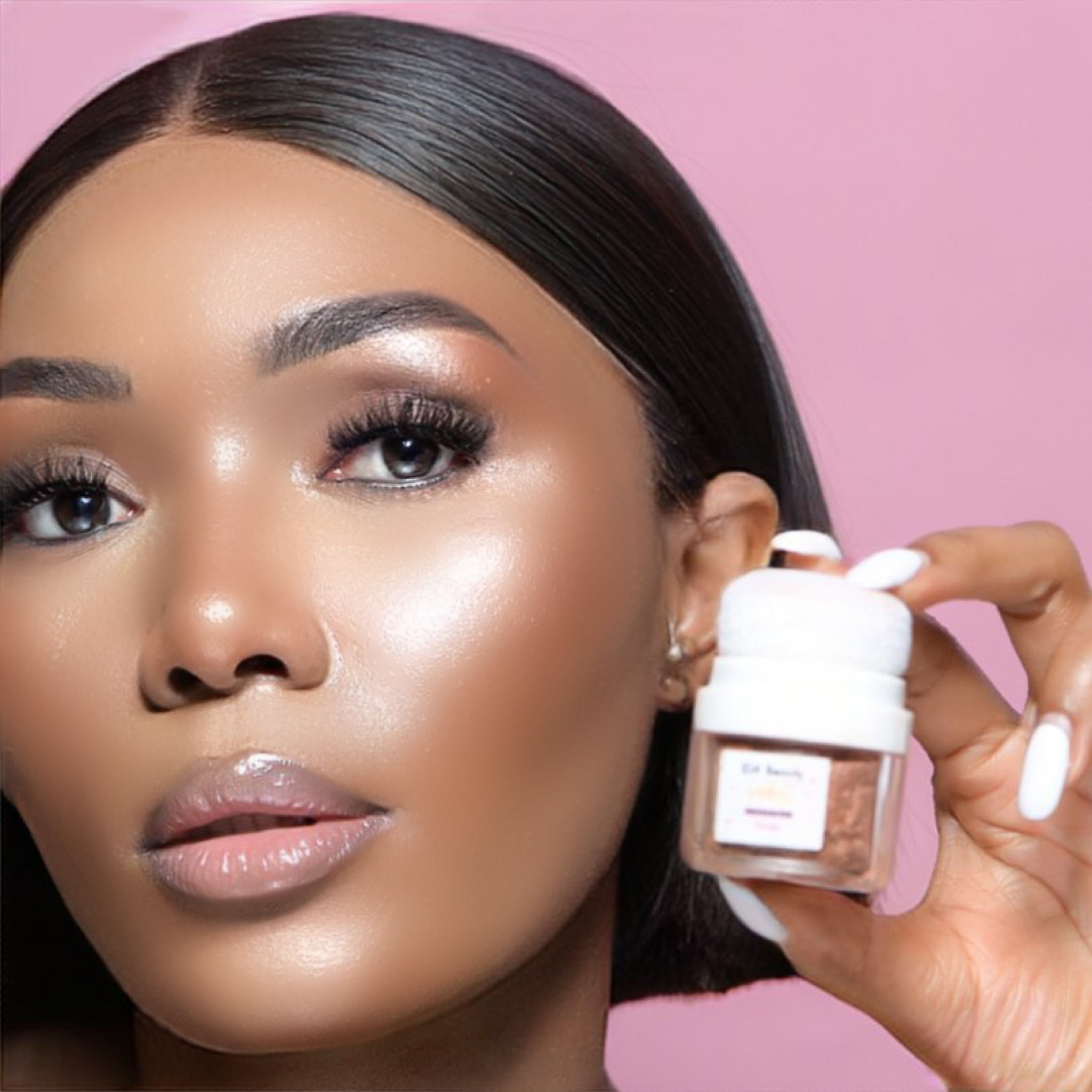 Glam Glow Wonder Stick 5D Highlighter