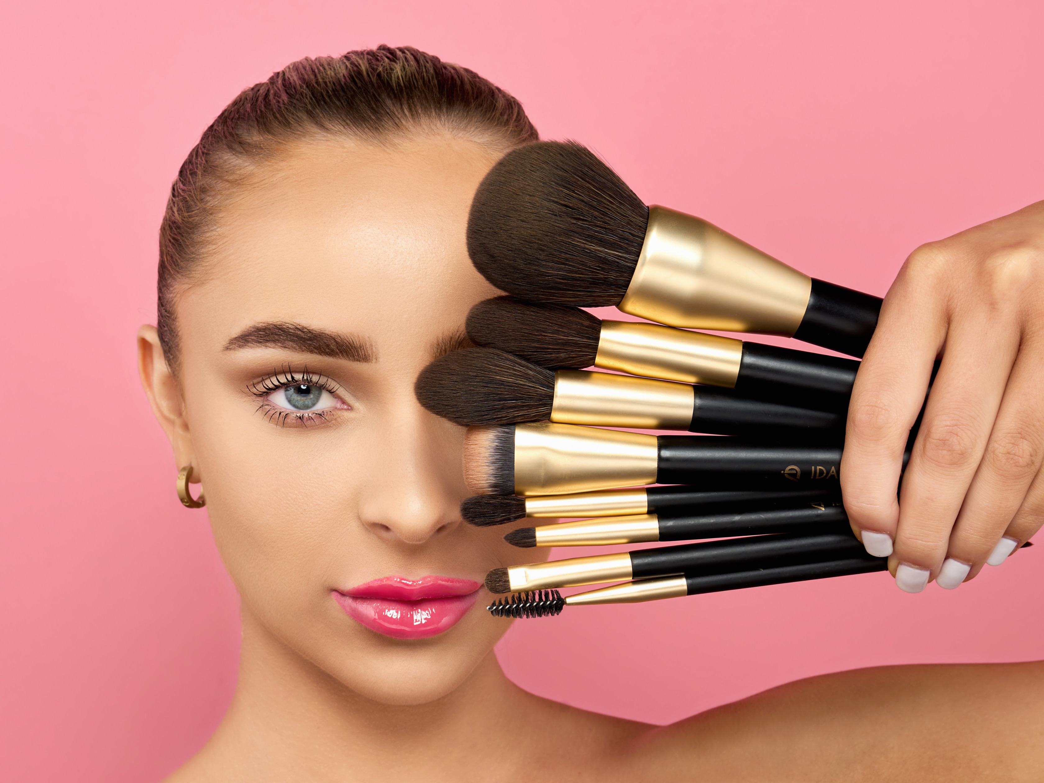 Professional 11 piece Cluster L Makeup Brush Set Collection
