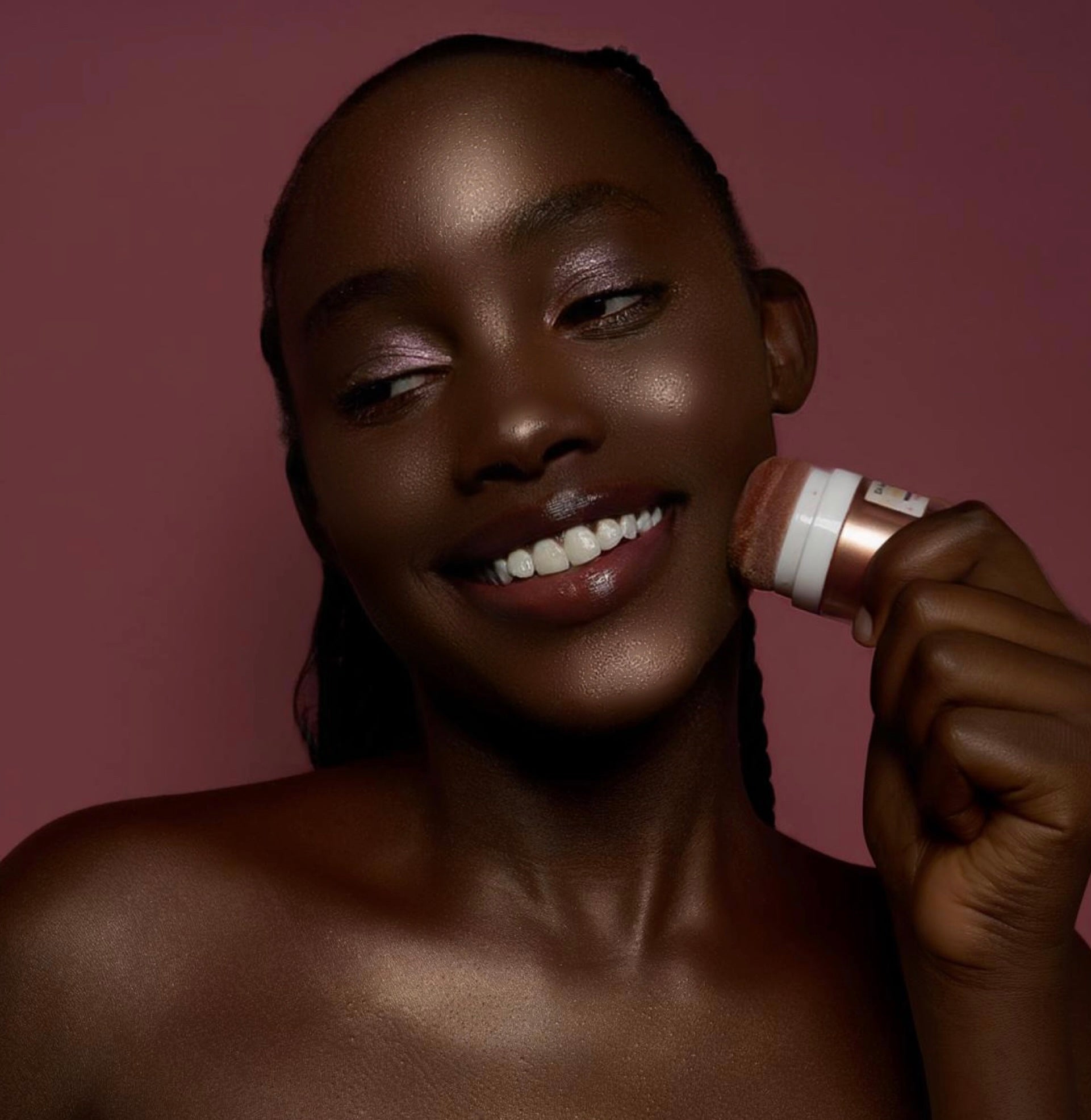 Glam _Glow_ Wonder_ Stick 5D Highlighter Golden Cheer. Gives Smooth, Buildable, Multi-Dimensional Finish