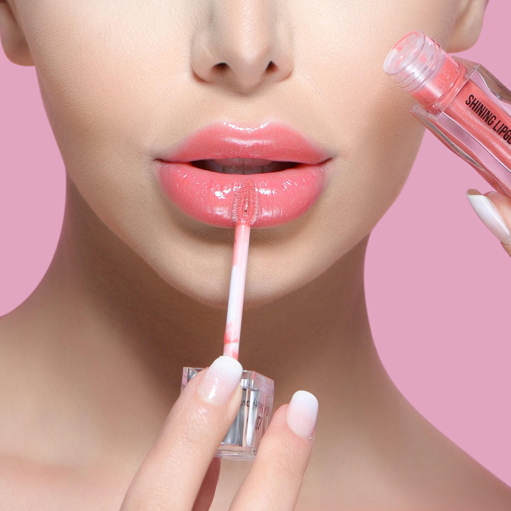 LuxeLustre Shininy Lip Gloss s04. Plumps, Soothes, & Softens Your Lips